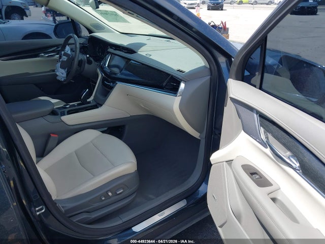 Продажа на аукционе авто 2020 Cadillac Xt6 Awd Premium Luxury, vin: 1GYKPDRS9LZ125637, номер лота: 44923644