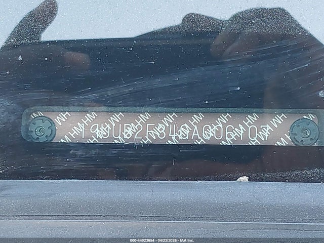 44923654 :رقم المزاد ، 19UUB2F34GA006107 vin ، 2016 Acura Tlx V6 مزاد بيع