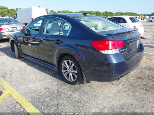 2014 Subaru Legacy 2.5i Premium მანქანა იყიდება აუქციონზე, vin: 4S3BMCC60E3026263, აუქციონის ნომერი: 44923665