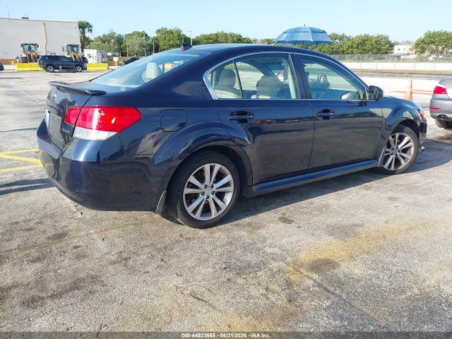 2014 Subaru Legacy 2.5i Premium მანქანა იყიდება აუქციონზე, vin: 4S3BMCC60E3026263, აუქციონის ნომერი: 44923665