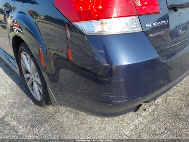2014 Subaru Legacy 2.5i Premium მანქანა იყიდება აუქციონზე, vin: 4S3BMCC60E3026263, აუქციონის ნომერი: 44923665