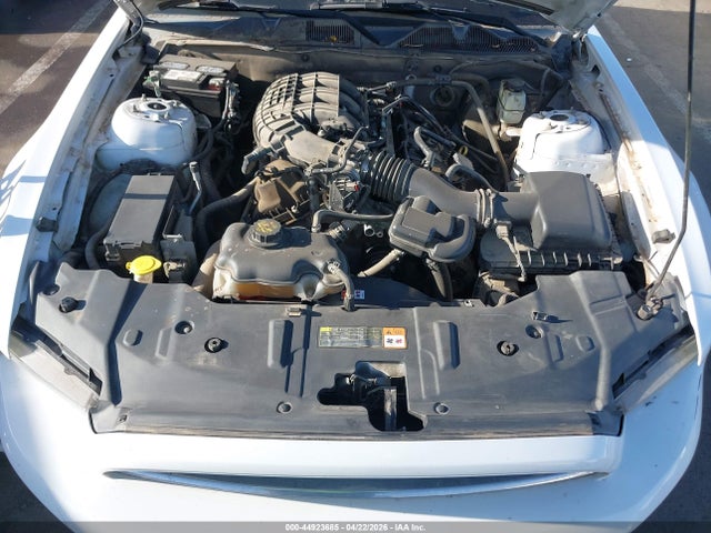 1ZVBP8AM3E5250408 Ford Mustang V6