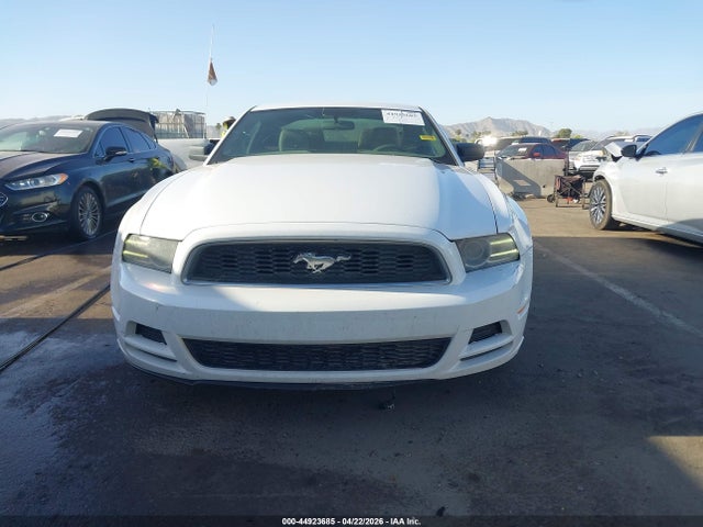 1ZVBP8AM3E5250408 Ford Mustang V6
