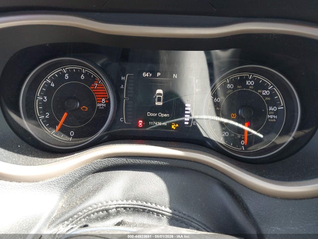 Продаж на аукціоні авто 2018 Jeep Cherokee Latitude 4x4, vin: 1C4PJMCX1JD600810, номер лоту: 44923691