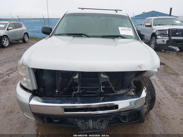 Продаж на аукціоні авто 2011 Chevrolet Silverado 1500 Lt, vin: 3GCPKSE32BG204191, номер лоту: 44923706