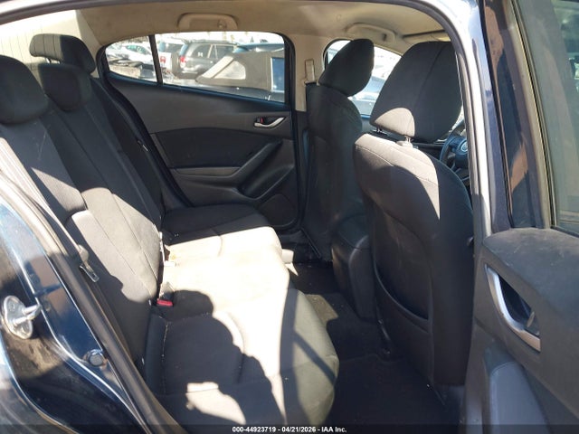 3MZBM1U71FM224603 Mazda Mazda3 I Sport
