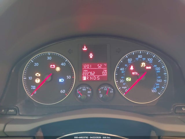 2006 Volkswagen Jetta Tdi მანქანა იყიდება აუქციონზე, vin: 3VWRT81K56M658655, აუქციონის ნომერი: 44923792