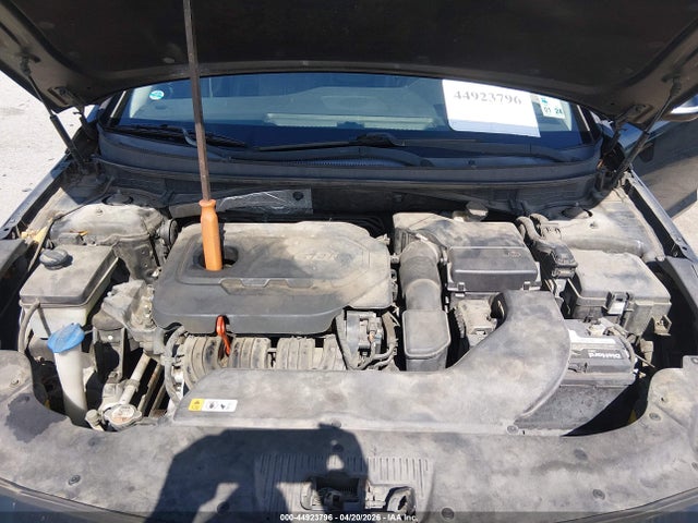 Hyundai Sonata Limited 2015 5NPE34AF4FH016995 Image 10