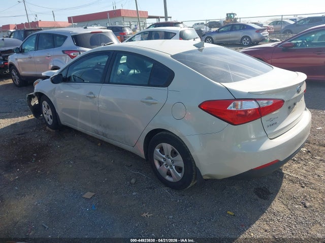 2015 Kia Forte Lx მანქანა იყიდება აუქციონზე, vin: KNAFK4A62F5359230, აუქციონის ნომერი: 44923830