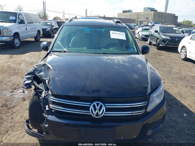 44923834 :رقم المزاد ، WVGBV7AX7FW522592 vin ، 2015 Volkswagen Tiguan Se مزاد بيع
