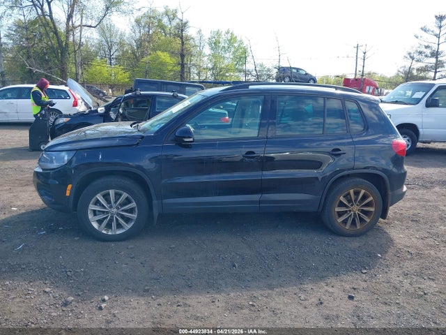 44923834 :رقم المزاد ، WVGBV7AX7FW522592 vin ، 2015 Volkswagen Tiguan Se مزاد بيع