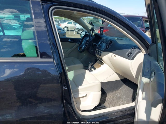 44923834 :رقم المزاد ، WVGBV7AX7FW522592 vin ، 2015 Volkswagen Tiguan Se مزاد بيع