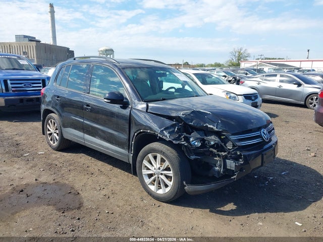 44923834 :رقم المزاد ، WVGBV7AX7FW522592 vin ، 2015 Volkswagen Tiguan Se مزاد بيع
