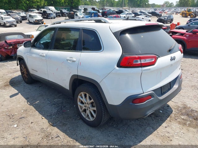 2017 Jeep Cherokee Latitude Fwd მანქანა იყიდება აუქციონზე, vin: 1C4PJLCB5HW523534, აუქციონის ნომერი: 44923847
