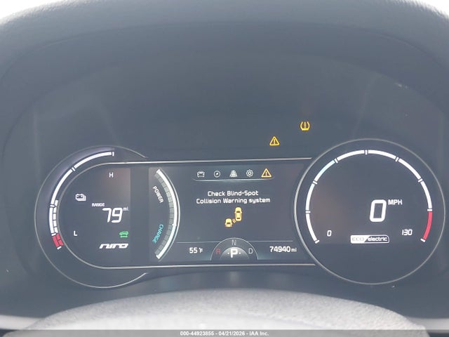 44923855 :رقم المزاد ، KNDCE3LG1K5021857 vin ، 2019 Kia Niro Ev Ex Premium مزاد بيع