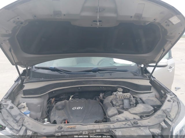 5XYKT3A69FG579707 KIA SORENTO LX