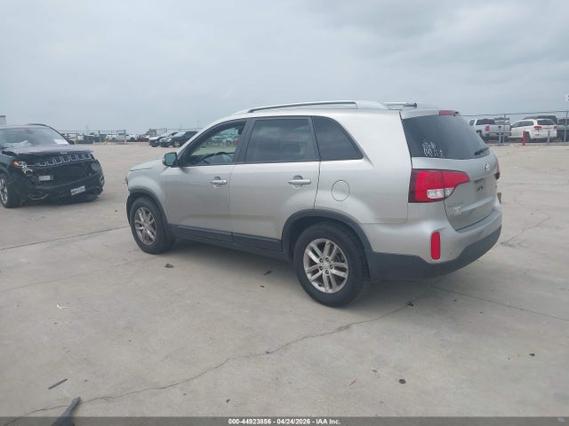 5XYKT3A69FG579707 KIA SORENTO LX
