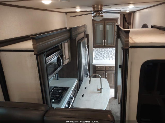 Keystone Rv Other 2019 4YDF37925K4702886 Image 16