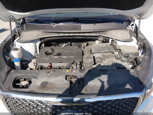 44923919 :رقم المزاد ، 5XYPG4A32JG425385 vin ، 2018 Kia Sorento 2.4l Lx مزاد بيع