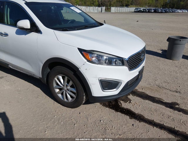 44923919 :رقم المزاد ، 5XYPG4A32JG425385 vin ، 2018 Kia Sorento 2.4l Lx مزاد بيع