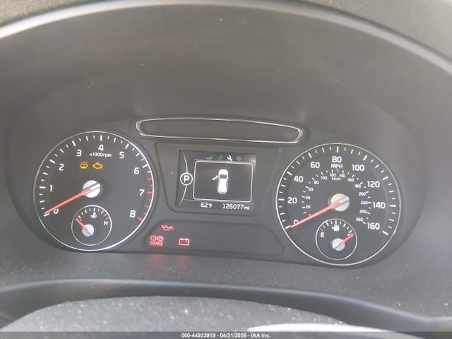 44923919 :رقم المزاد ، 5XYPG4A32JG425385 vin ، 2018 Kia Sorento 2.4l Lx مزاد بيع
