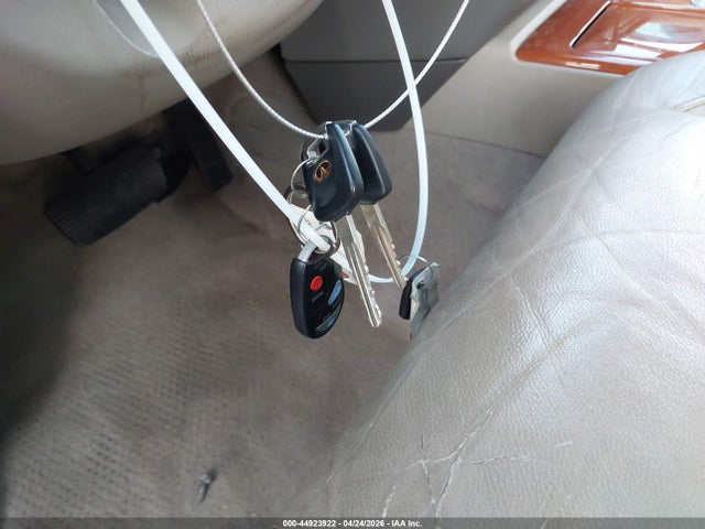 44923922 :رقم المزاد ، JNRDR09X21W204563 vin ، 2001 Infiniti Qx4 Luxury مزاد بيع