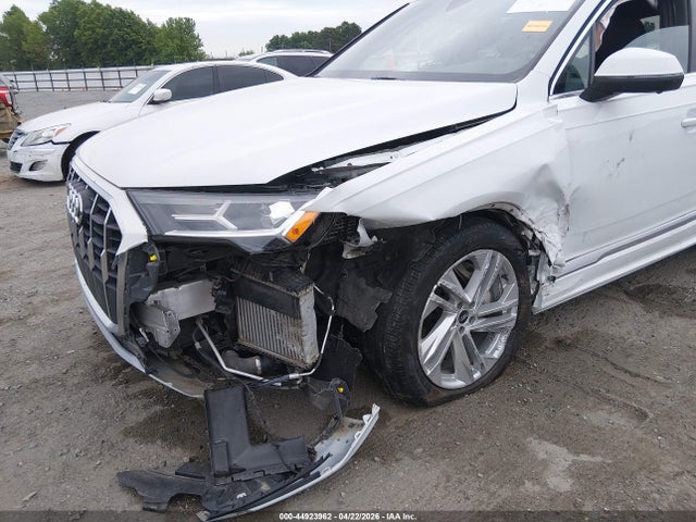 2021 Audi Q7 Premium Plus 55 Tfsi Quattro Tiptronic მანქანა იყიდება აუქციონზე, vin: WA1LXAF79MD016581, აუქციონის ნომერი: 44923962