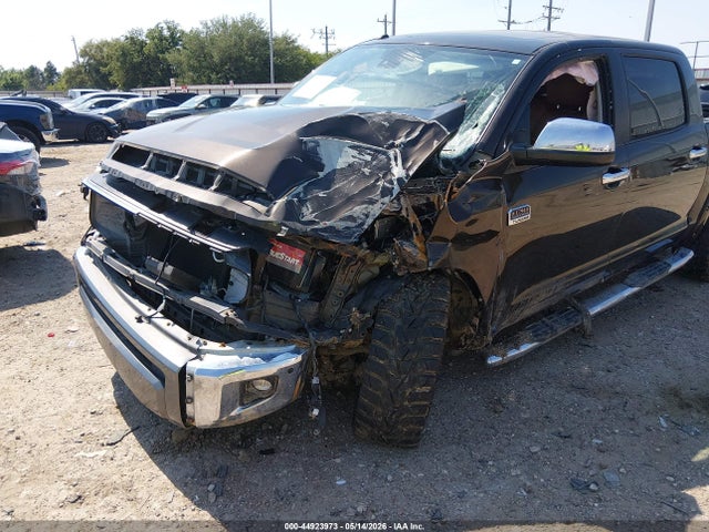 5TFAW5F14JX729403 Toyota Tundra 1794 5.7l V8