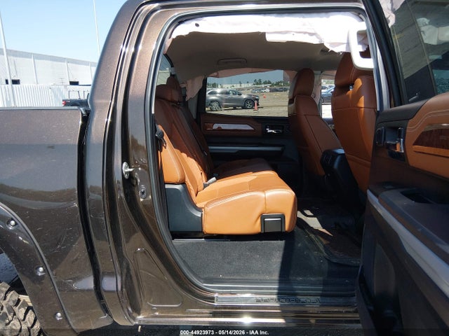5TFAW5F14JX729403 Toyota Tundra 1794 5.7l V8
