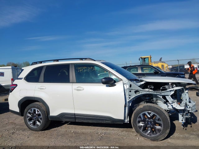 44923974 :رقم المزاد ، 4S4SLDB62T3016563 vin ، 2026 Subaru Forester Premium مزاد بيع