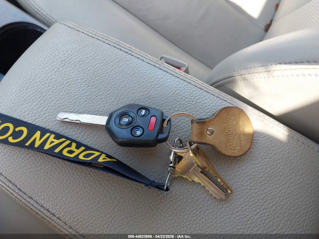 Продаж на аукціоні авто 2010 Subaru Outback 2.5i Limited, vin: 4S4BRBKC9A3385247, номер лоту: 44923986