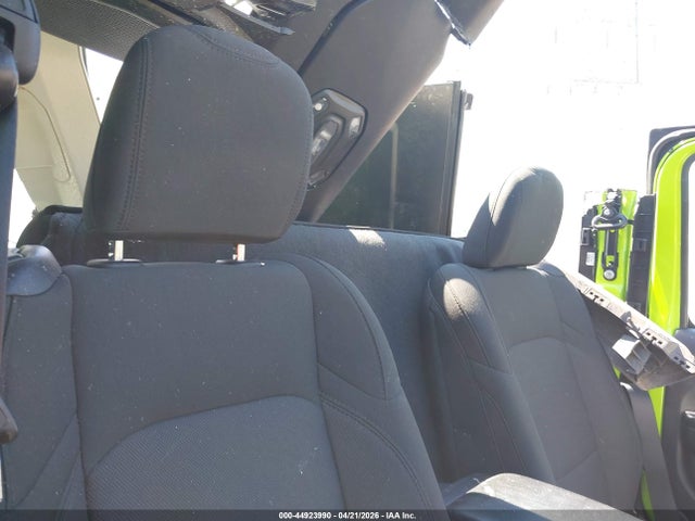 1C4GJXAG4MW807656 Jeep Wrangler Sport 4x4