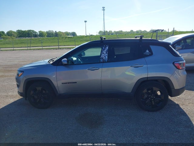 44923994 :رقم المزاد ، 3C4NJCBB5KT762975 vin ، 2019 Jeep Compass Altitude Fwd مزاد بيع