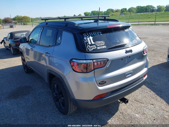 44923994 :رقم المزاد ، 3C4NJCBB5KT762975 vin ، 2019 Jeep Compass Altitude Fwd مزاد بيع