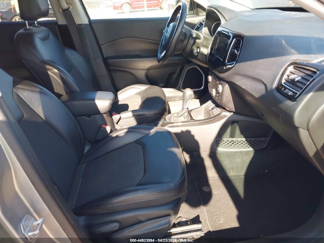 44923994 :رقم المزاد ، 3C4NJCBB5KT762975 vin ، 2019 Jeep Compass Altitude Fwd مزاد بيع