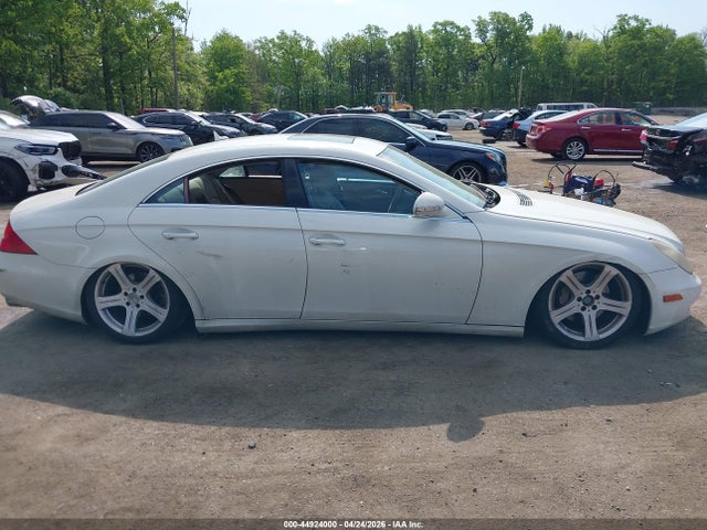 44924000 :رقم المزاد ، WDDDJ72X07A097986 vin ، 2007 Mercedes-benz Cls 550 مزاد بيع