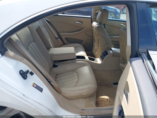 44924000 :رقم المزاد ، WDDDJ72X07A097986 vin ، 2007 Mercedes-benz Cls 550 مزاد بيع