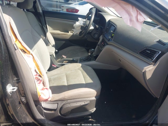44924027 :رقم المزاد ، 5NPD84LF4JH234891 vin ، 2018 Hyundai Elantra Sel مزاد بيع