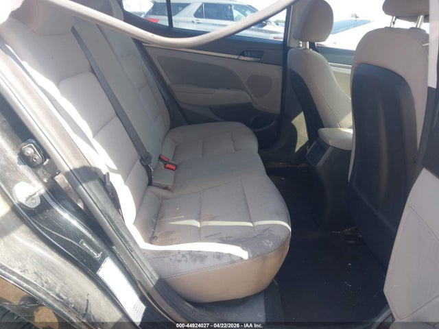 44924027 :رقم المزاد ، 5NPD84LF4JH234891 vin ، 2018 Hyundai Elantra Sel مزاد بيع