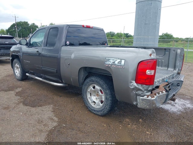 44924051 :رقم المزاد ، 1GCSKSE35AZ114753 vin ، 2010 Chevrolet Silverado 1500 Lt مزاد بيع