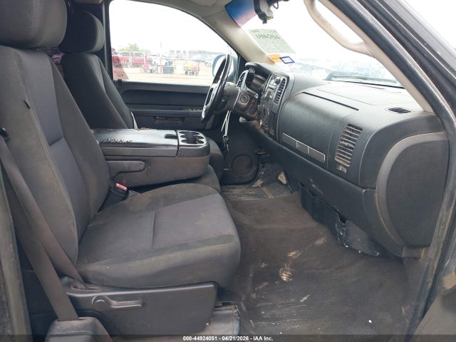 44924051 :رقم المزاد ، 1GCSKSE35AZ114753 vin ، 2010 Chevrolet Silverado 1500 Lt مزاد بيع