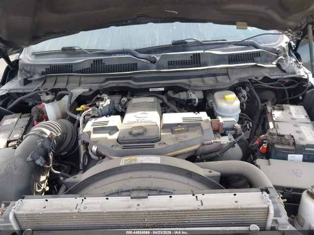 2018 Ram 2500 Laramie  4x4 6'4 Box მანქანა იყიდება აუქციონზე, vin: 3C6UR5FLXJG391491, აუქციონის ნომერი: 44924069