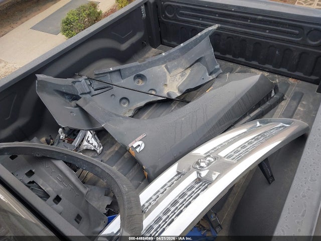 2018 Ram 2500 Laramie  4x4 6'4 Box მანქანა იყიდება აუქციონზე, vin: 3C6UR5FLXJG391491, აუქციონის ნომერი: 44924069