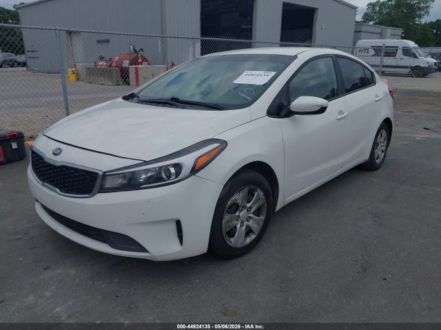 Aukcja sprzedaży 2017 Kia Forte Lx, vin: 3KPFK4A70HE104823, numer aukcji: 44924135