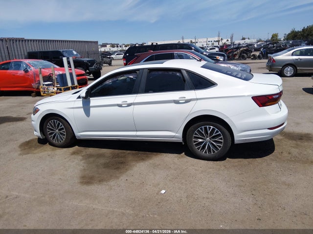 2019 Volkswagen Jetta 1.4t R-line/1.4t S/1.4t Se მანქანა იყიდება აუქციონზე, vin: 3VWC57BU8KM084816, აუქციონის ნომერი: 44924136