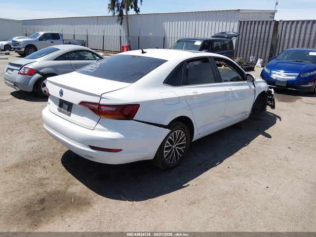 2019 Volkswagen Jetta 1.4t R-line/1.4t S/1.4t Se მანქანა იყიდება აუქციონზე, vin: 3VWC57BU8KM084816, აუქციონის ნომერი: 44924136