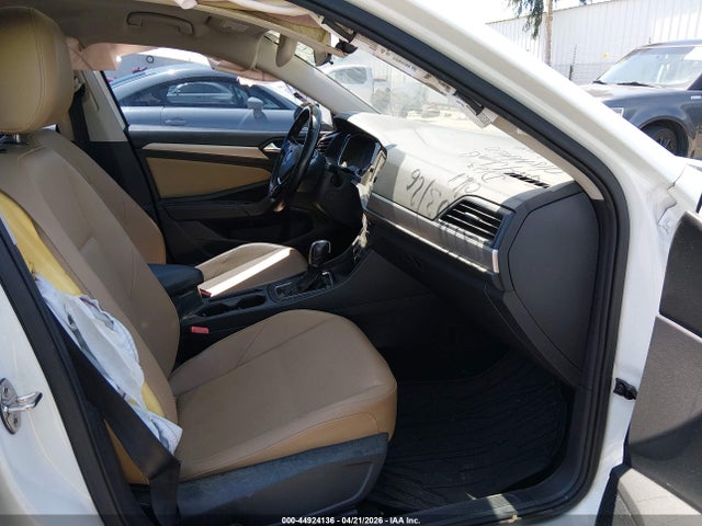 2019 Volkswagen Jetta 1.4t R-line/1.4t S/1.4t Se მანქანა იყიდება აუქციონზე, vin: 3VWC57BU8KM084816, აუქციონის ნომერი: 44924136