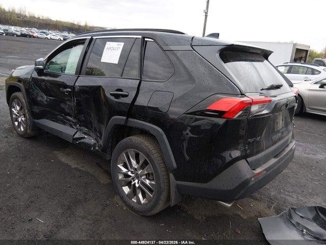 Aukcja sprzedaży 2021 Toyota Rav4 Xle Premium, vin: 2T3A1RFV5MC200643, numer aukcji: 44924137