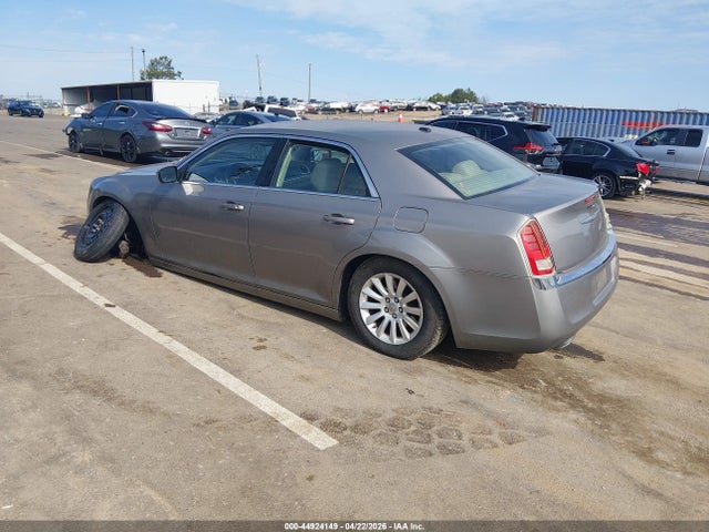 2014 Chrysler 300 მანქანა იყიდება აუქციონზე, vin: 2C3CCAAG9EH141503, აუქციონის ნომერი: 44924149