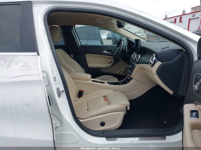 Продажа на аукционе авто 2020 Mercedes-benz Gla 250, vin: WDCTG4EB3LJ656079, номер лота: 44924151